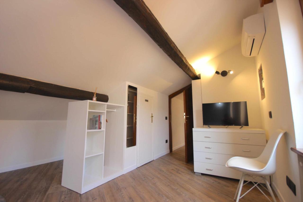 Case Vr Holiday Vittorias Flat Верона Екстериор снимка